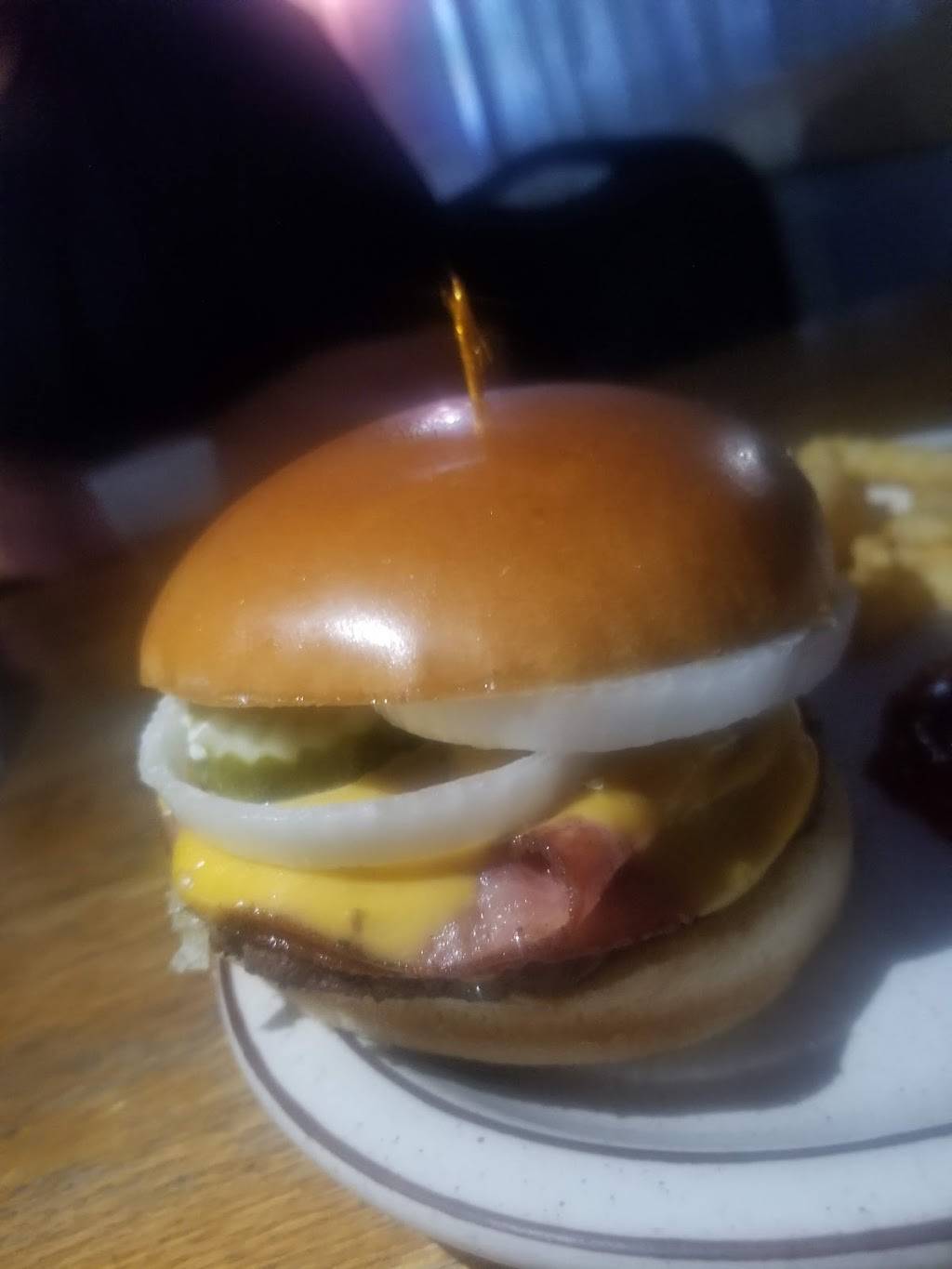 The Mad Hatter Bar and Grill | restaurant | 2949 S Meridian St, Indianapolis, IN 46225, USA | 3174385551 OR +1 317-438-5551