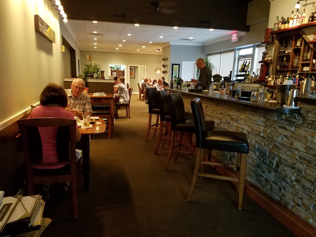 Maine Course | restaurant | 626 Maine St, Quincy, IL 62301, USA | 2172226244 OR +1 217-222-6244