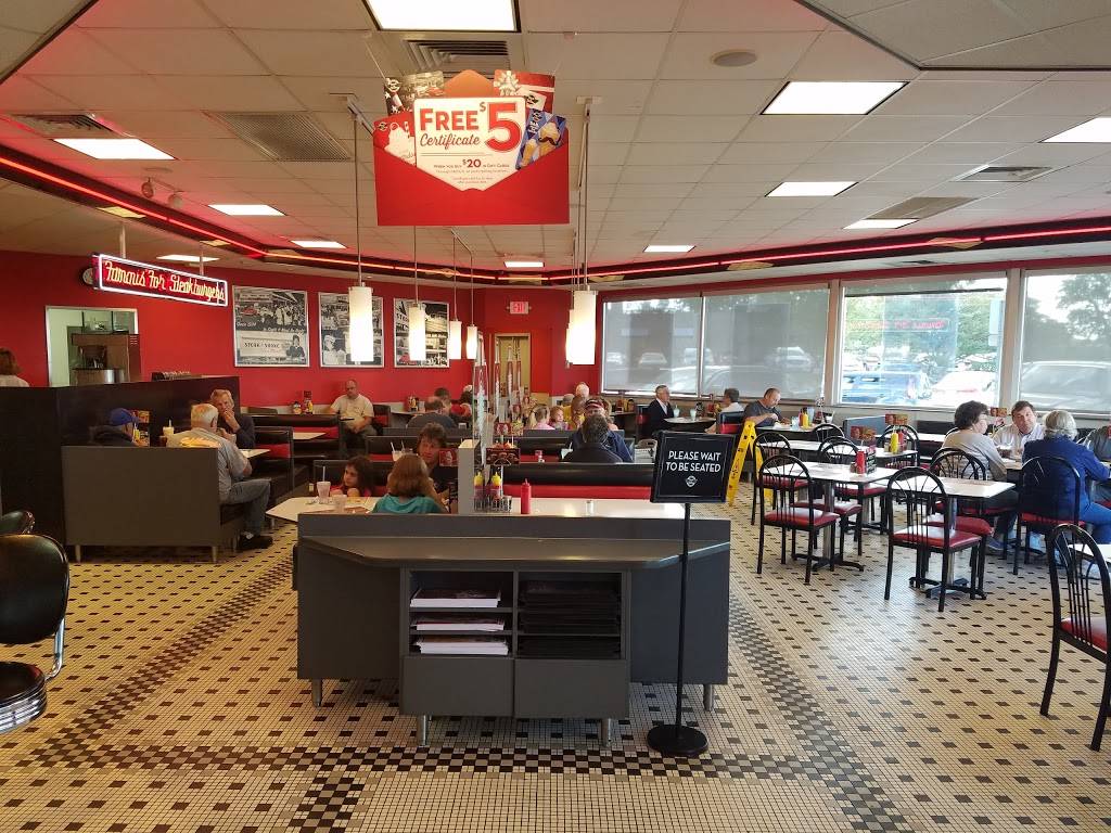 Steak n Shake | restaurant | 2009 N Kenyon Rd, Urbana, IL 61802, USA | 2173443855 OR +1 217-344-3855