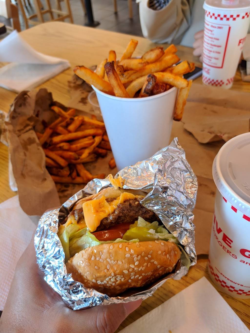 Five Guys | meal takeaway | 116 E El Camino Real, Sunnyvale, CA 94085, USA | 4088309100 OR +1 408-830-9100