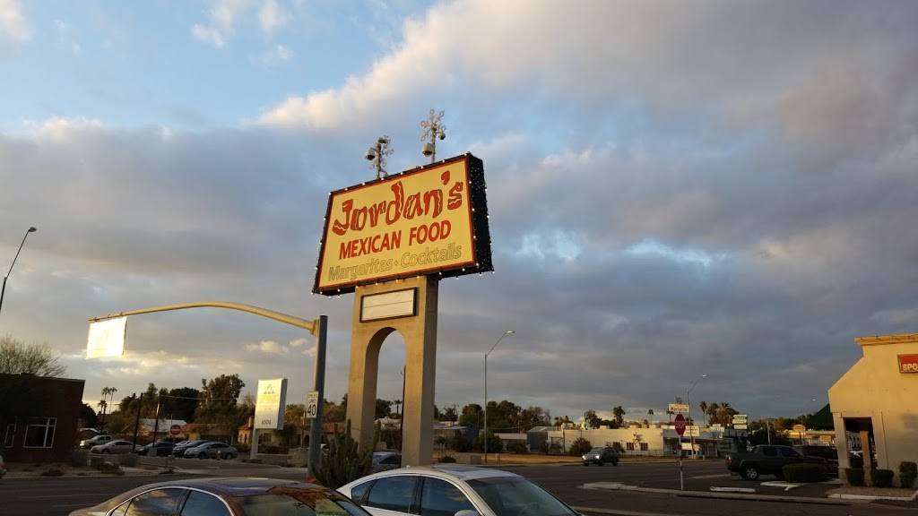 Jordans Mexican Food | restaurant | 6247 N 7th St, Phoenix, AZ 85014, USA | 6022746836 OR +1 602-274-6836