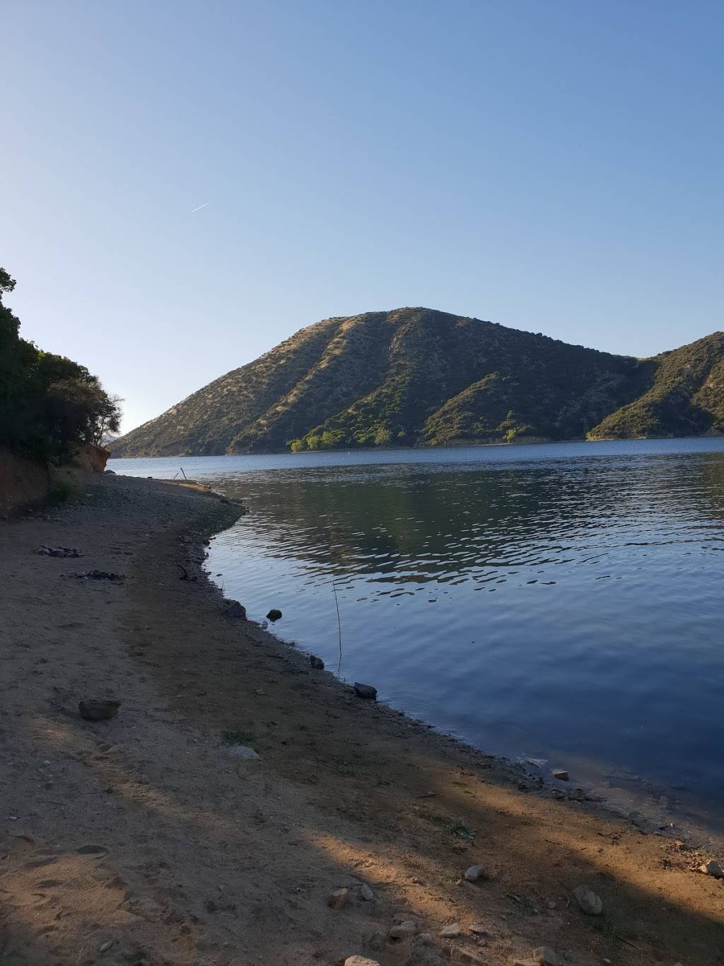 Starbucks | cafe | 601 W 2nd St, San Bernardino, CA 92410, USA | 9093813129 OR +1 909-381-3129