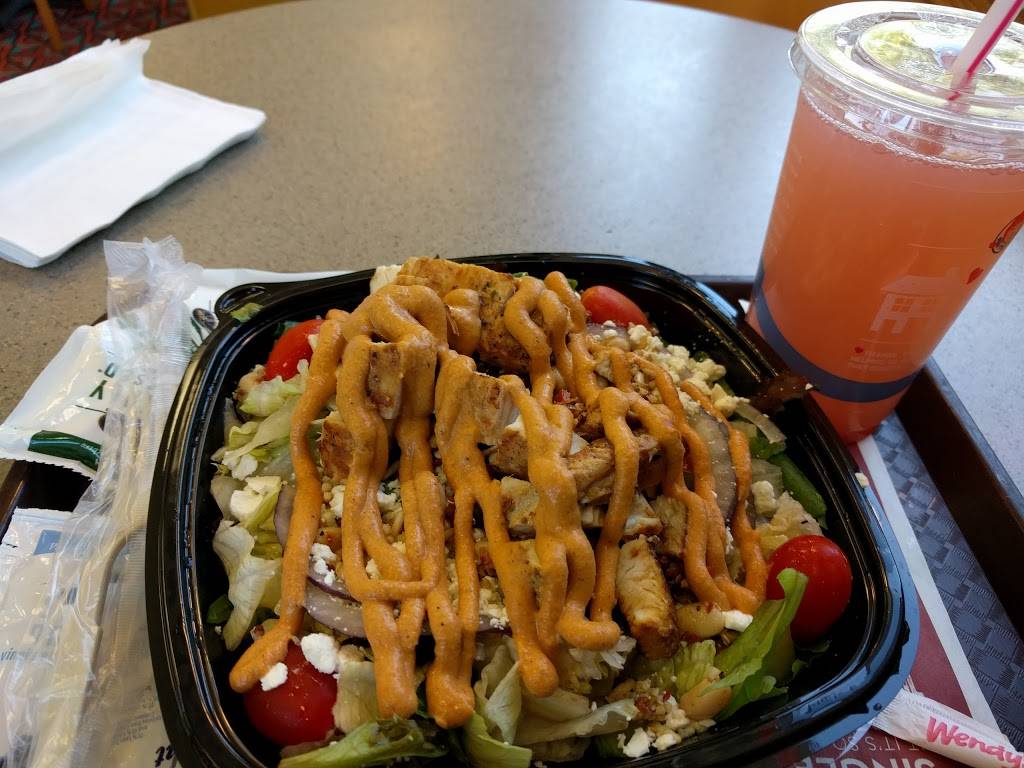 Wendys | restaurant | 1665 Andover St, Tewksbury, MA 01876, USA | 9788580400 OR +1 978-858-0400