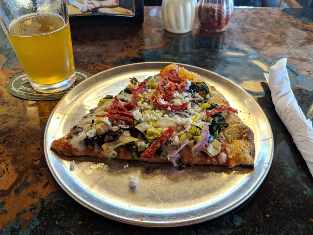 Felixs Pizza Pub | restaurant | 6401 Clayton Ave, St. Louis, MO 63139, USA | 3146456565 OR +1 314-645-6565