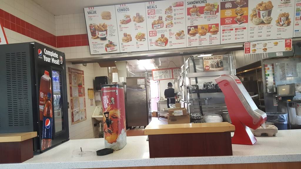 KFC | restaurant | 13970 Imperial Hwy, La Mirada, CA 90638, USA | 5629267670 OR +1 562-926-7670