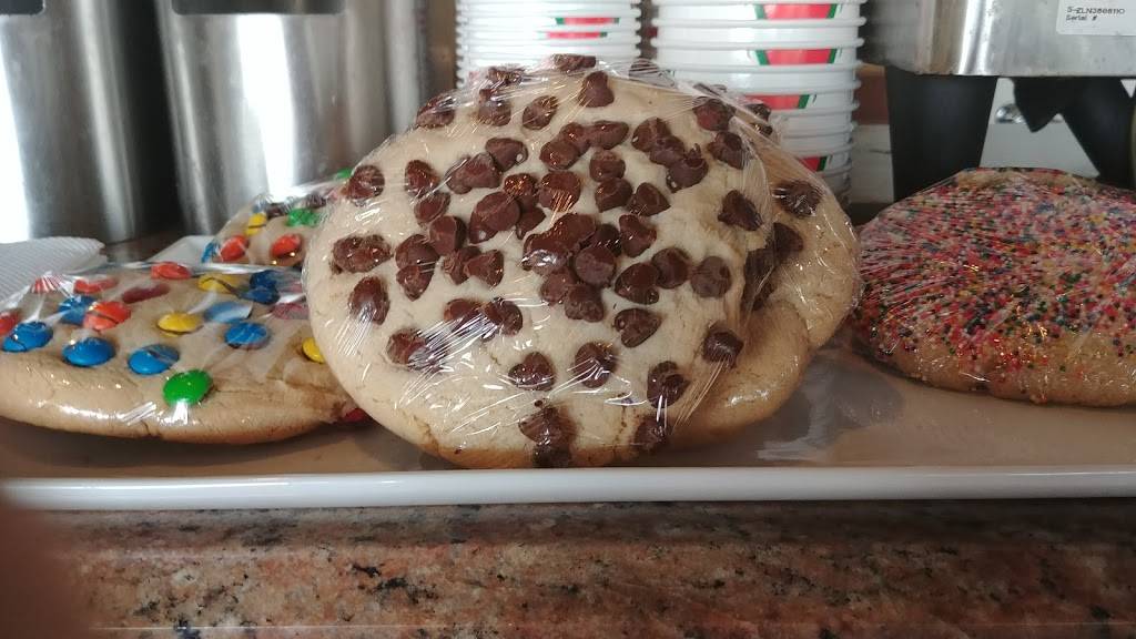 Altavilla Pizza and Trattoria | restaurant | 7550 Mission Hills Dr, Naples, FL 34119, USA | 2393487290 OR +1 239-348-7290