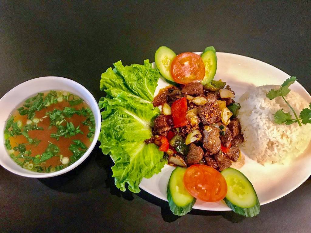 Phoenix Vietnamese Cuisine | restaurant | 49 Pershing Dr, Derby, CT 06418, USA | 2037519572 OR +1 203-751-9572