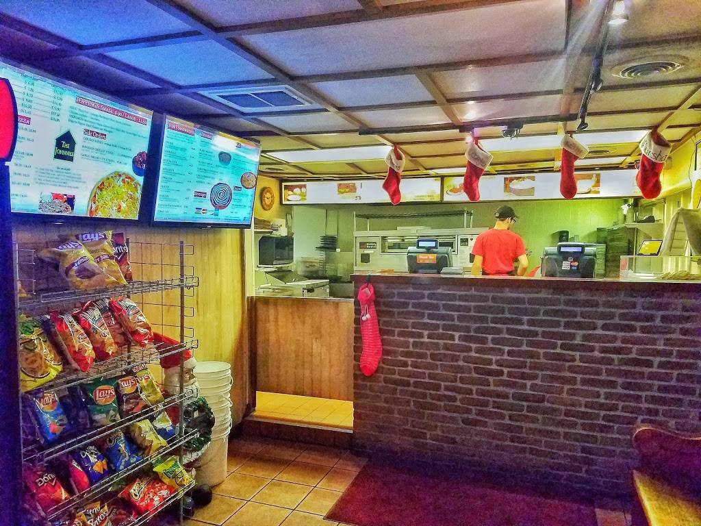 Johnnies Villa Pizza | meal takeaway | 105 W Coshocton St, Johnstown, OH 43031, USA | 7409672030 OR +1 740-967-2030