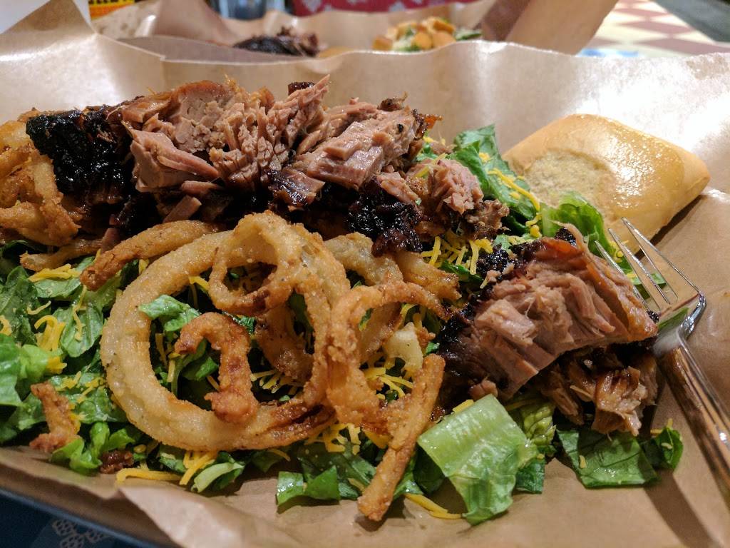 Dickeys Barbecue Pit | restaurant | 3851 Alton Pkwy, Irvine, CA 92606, USA | 6266004257 OR +1 626-600-4257