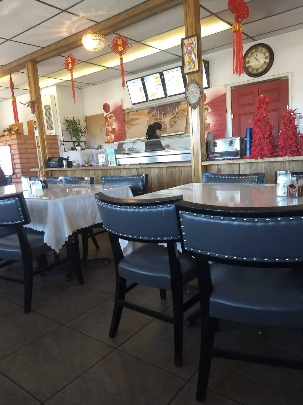 Hong Kong Restaurant | restaurant | 100 S Pinal Pkwy Ave, Florence, AZ 85132, USA | 5208683388 OR +1 520-868-3388
