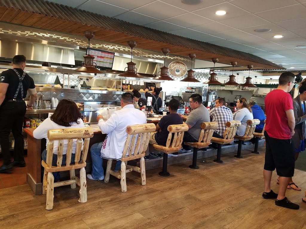 Chino Black Bear Diner | restaurant | 12325 Mountain Ave, Chino, CA 91710, USA | 9093649743 OR +1 909-364-9743