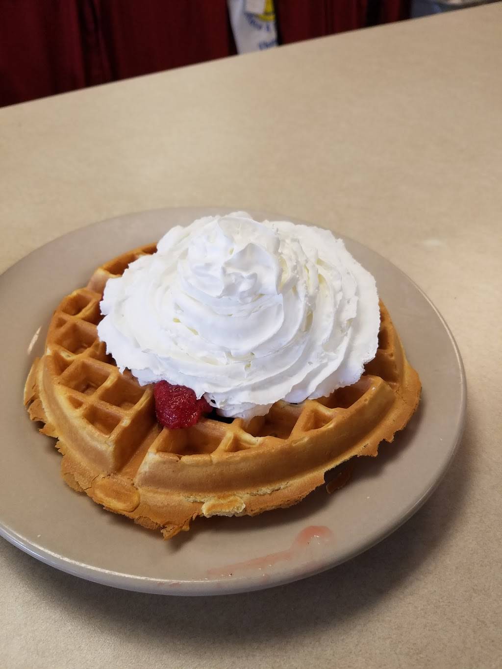 Petros Breakfast & Lunch | restaurant | 351 Front St, Chicopee, MA 01013, USA | 4133314422 OR +1 413-331-4422