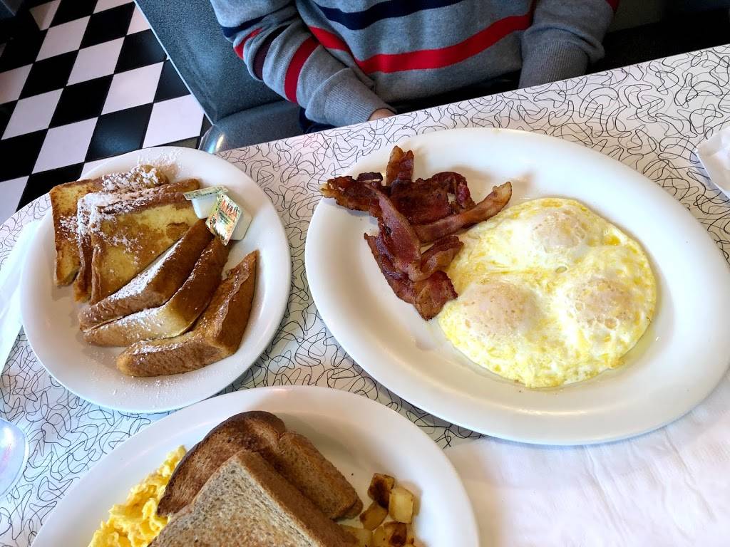 The Shiny Diner | restaurant | 1550 Buck Jones Rd, Raleigh, NC 27606, USA | 9194693663 OR +1 919-469-3663