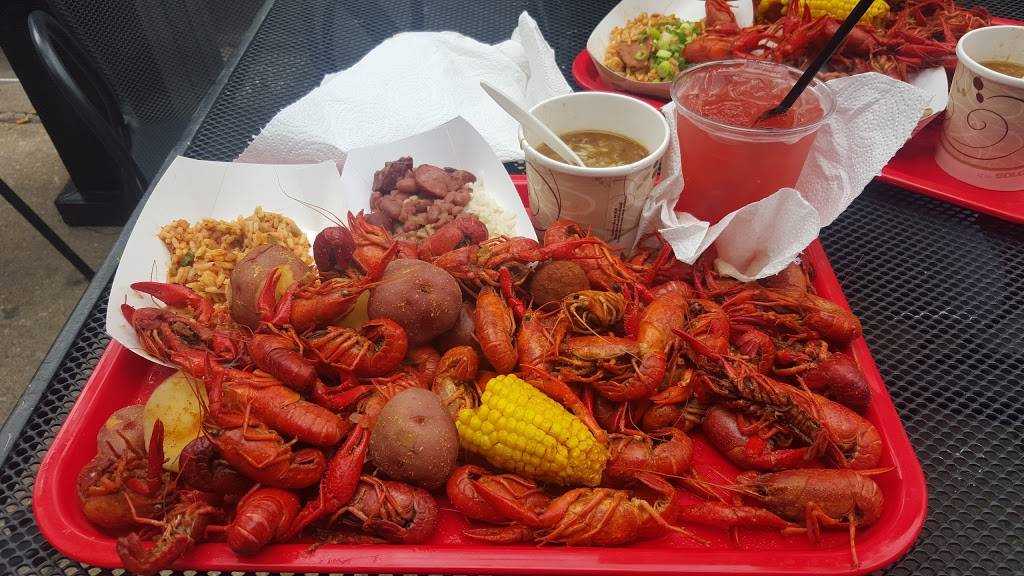 McGees Tavern & Grille | night club | 950 W Webster Ave, Chicago, IL 60614, USA | 7735498200 OR +1 773-549-8200