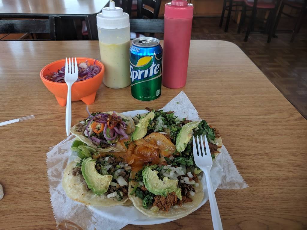 Tacos Y Mariscos El Amigo | restaurant | 3901 Nolensville Pike, Nashville, TN 37211, USA | 6158336434 OR +1 615-833-6434