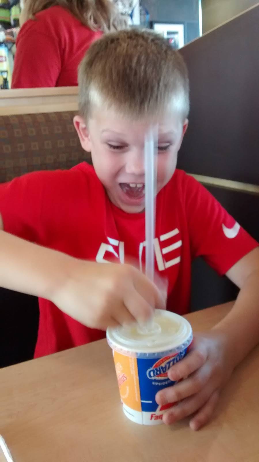 Dairy Queen Grill & Chill | restaurant | 404 E Main St, Chesterfield, IN 46017, USA | 7653783144 OR +1 765-378-3144