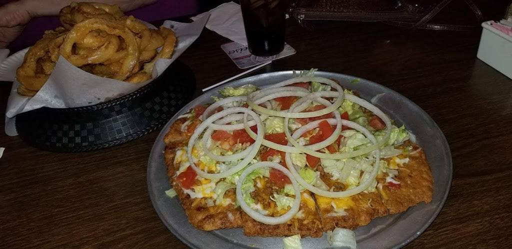 Schooners Peoria Heights | restaurant | 730 E War Memorial Dr, Peoria Heights, IL 61616, USA | 3096869895 OR +1 309-686-9895