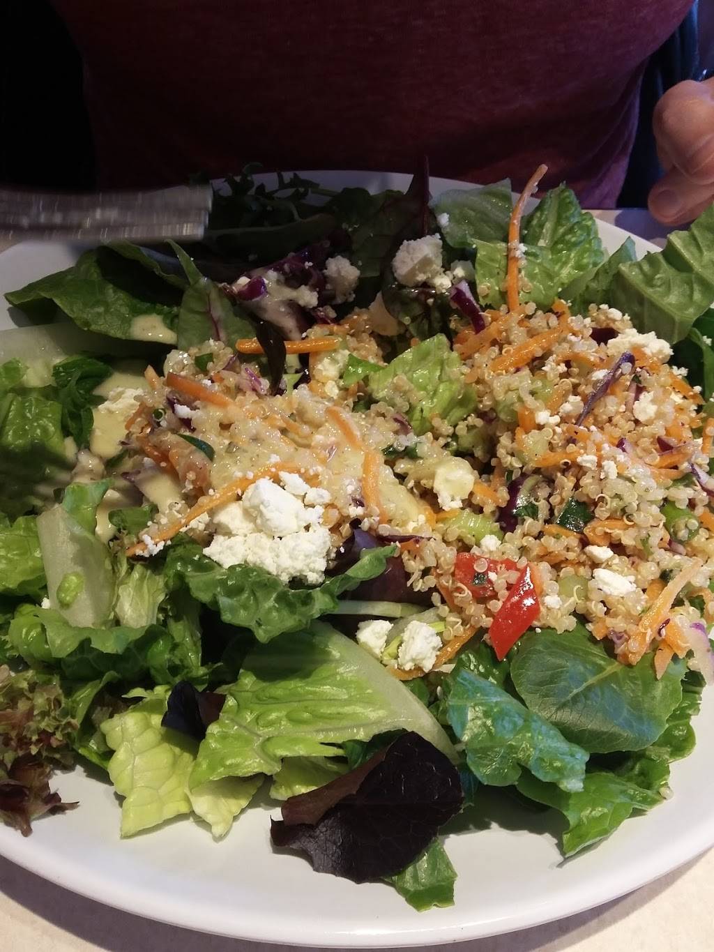 Zoës Kitchen | restaurant | 1500 S Main St Suite 100, Blacksburg, VA 24060, USA | 5406057750 OR +1 540-605-7750