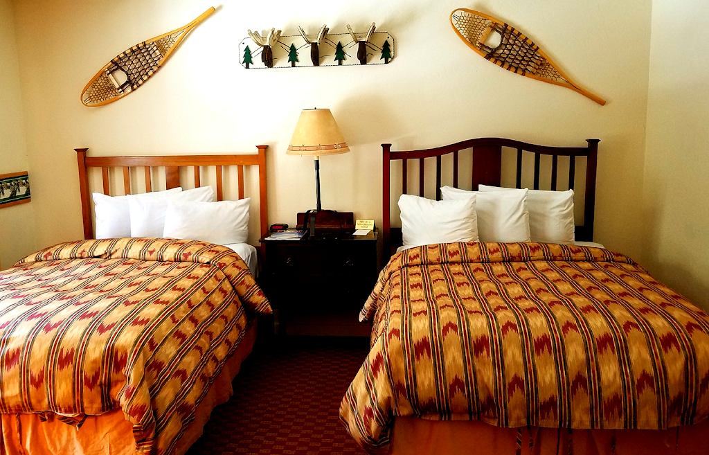 River Ranch Lodge & Restaurant | restaurant | 2285 River Rd, Alpine Meadows, CA 96146, USA | 5305834264 OR +1 530-583-4264