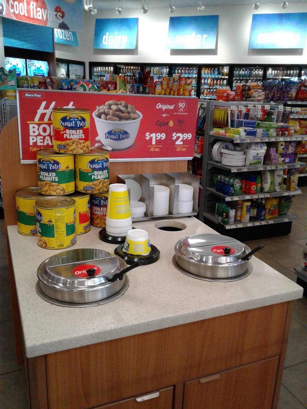 RaceTrac | bakery | 9620 Harry Hines Blvd, Dallas, TX 75220, USA | 2143585093 OR +1 214-358-5093