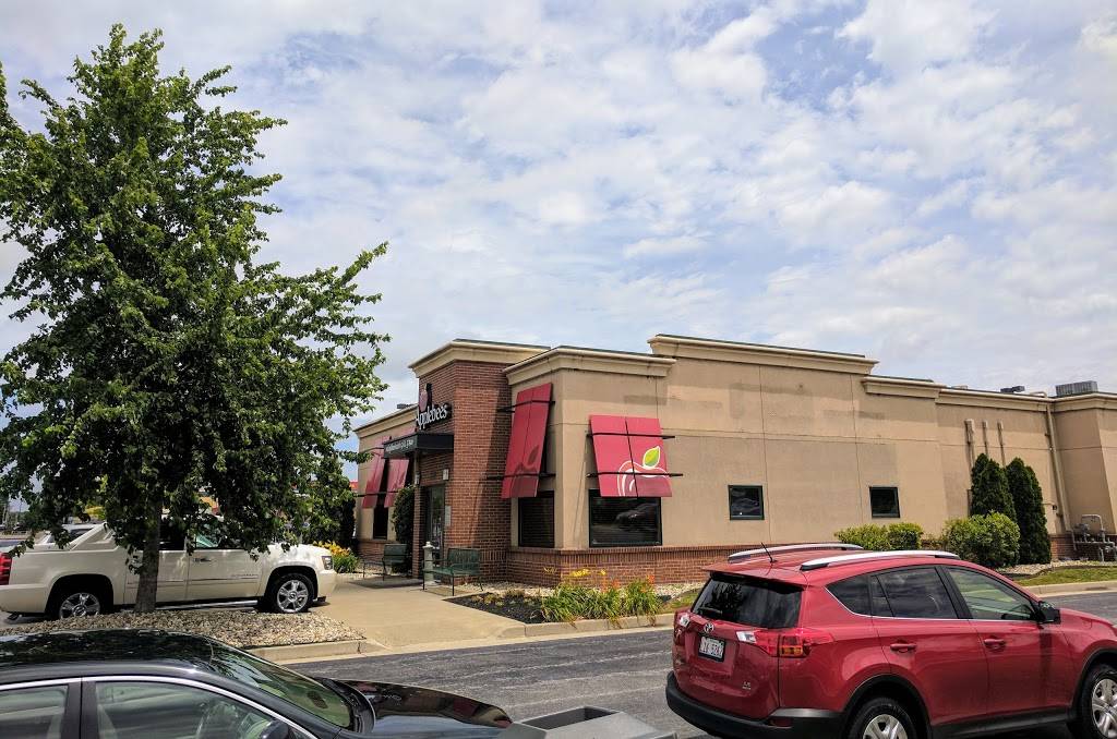 Applebees Grill + Bar | restaurant | 120 N Central St, Benton, IL 62812, USA | 6184353023 OR +1 618-435-3023