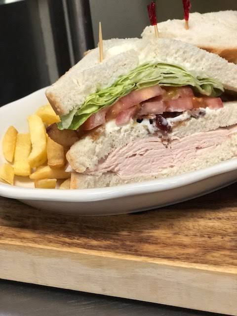 Peters Kitchen | restaurant | 966 Portion Rd, Ronkonkoma, NY 11779, USA | 6316489080 OR +1 631-648-9080