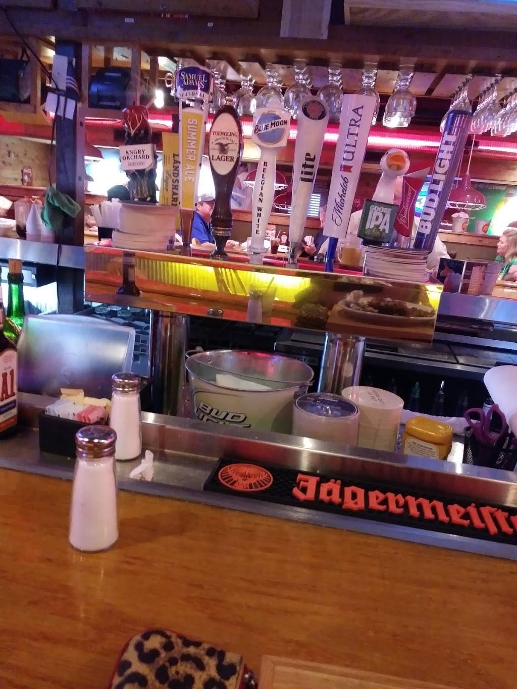 Logans Roadhouse | restaurant | 4511 Hwy 17 S, North Myrtle Beach, SC 29582, USA | 8432723435 OR +1 843-272-3435