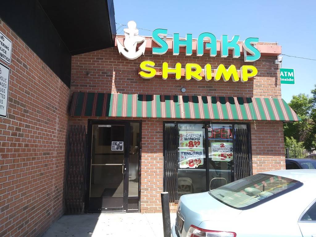 Sharks Fish & Chicken | restaurant | 338 S California Ave, Chicago, IL 60612, USA | 7737224200 OR +1 773-722-4200