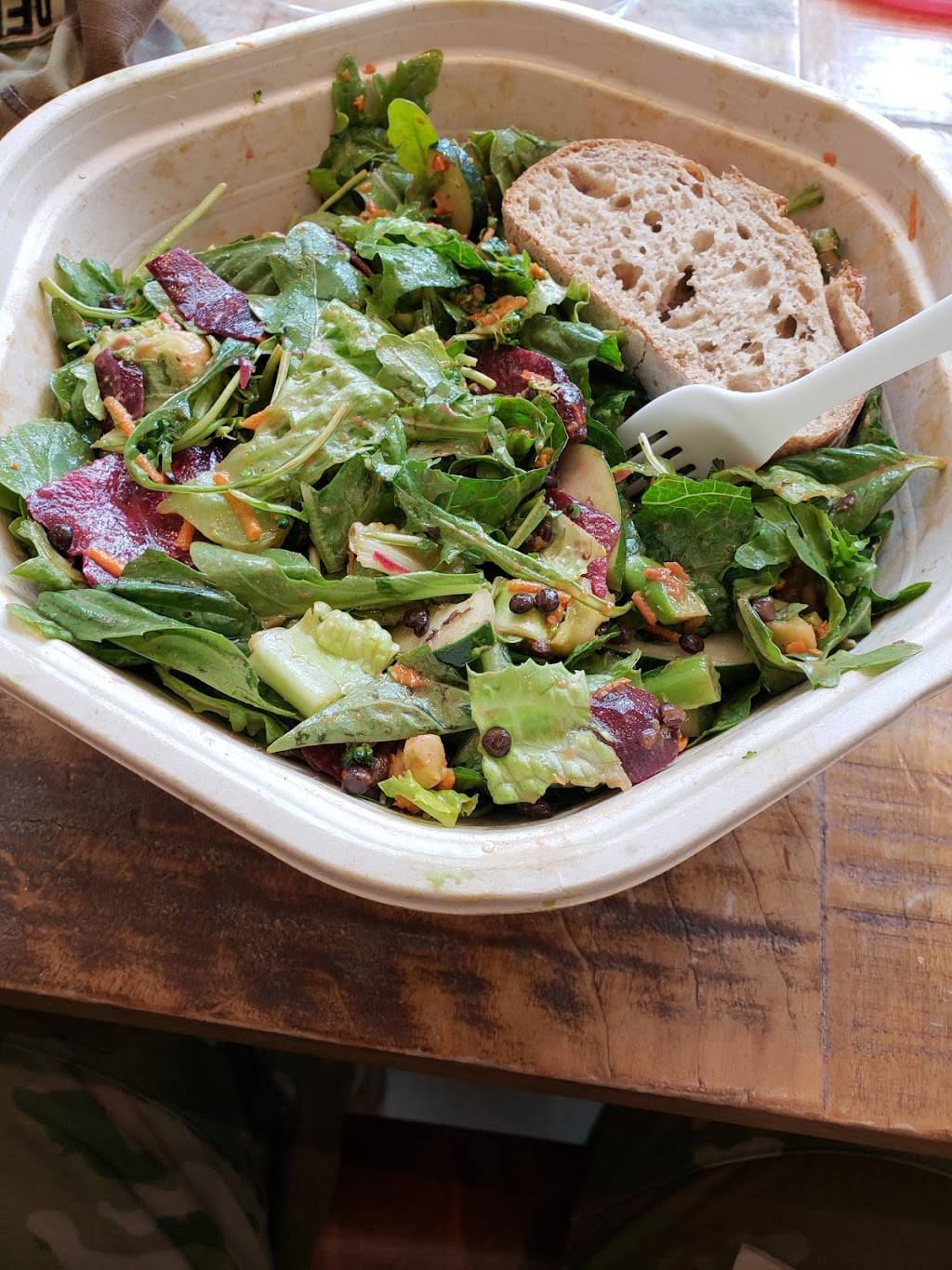 sweetgreen | restaurant | 575 12th Rd S Ste B2, Arlington, VA 22202, USA | 7038881025 OR +1 703-888-1025