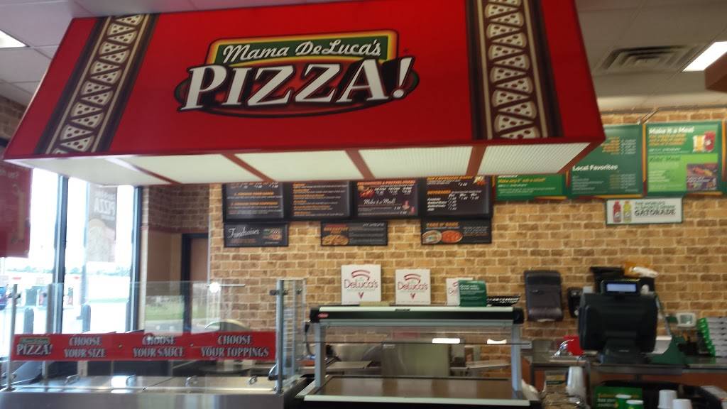 Mama DeLucas Pizza | meal takeaway | 601 Lakeshore Dr, Weyauwega, WI 54983, USA | 9208672488 OR +1 920-867-2488