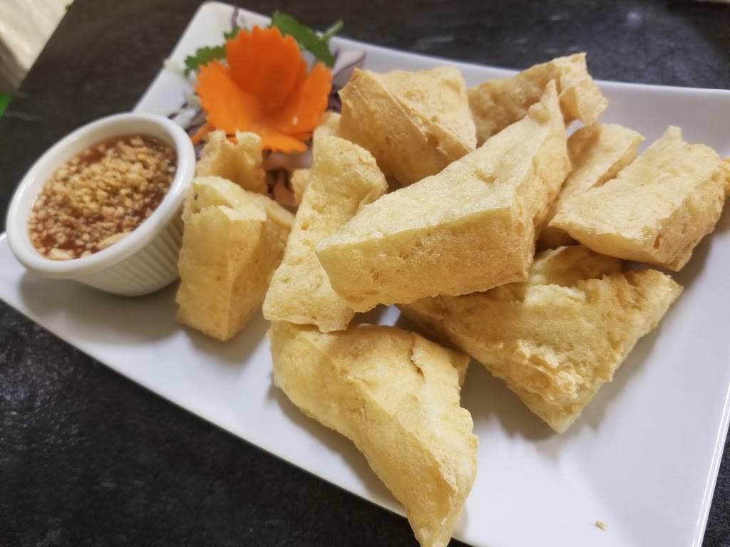 Kanlaya Thai Kitchen | restaurant | 4779 William Flinn Hwy, Allison Park, PA 15101, USA | 4122133800 OR +1 412-213-3800