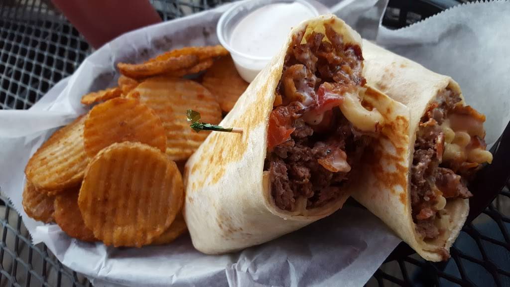 Village Grill | restaurant | 1802 Memorial Ave SW, Roanoke, VA 24015, USA | 5407670057 OR +1 540-767-0057