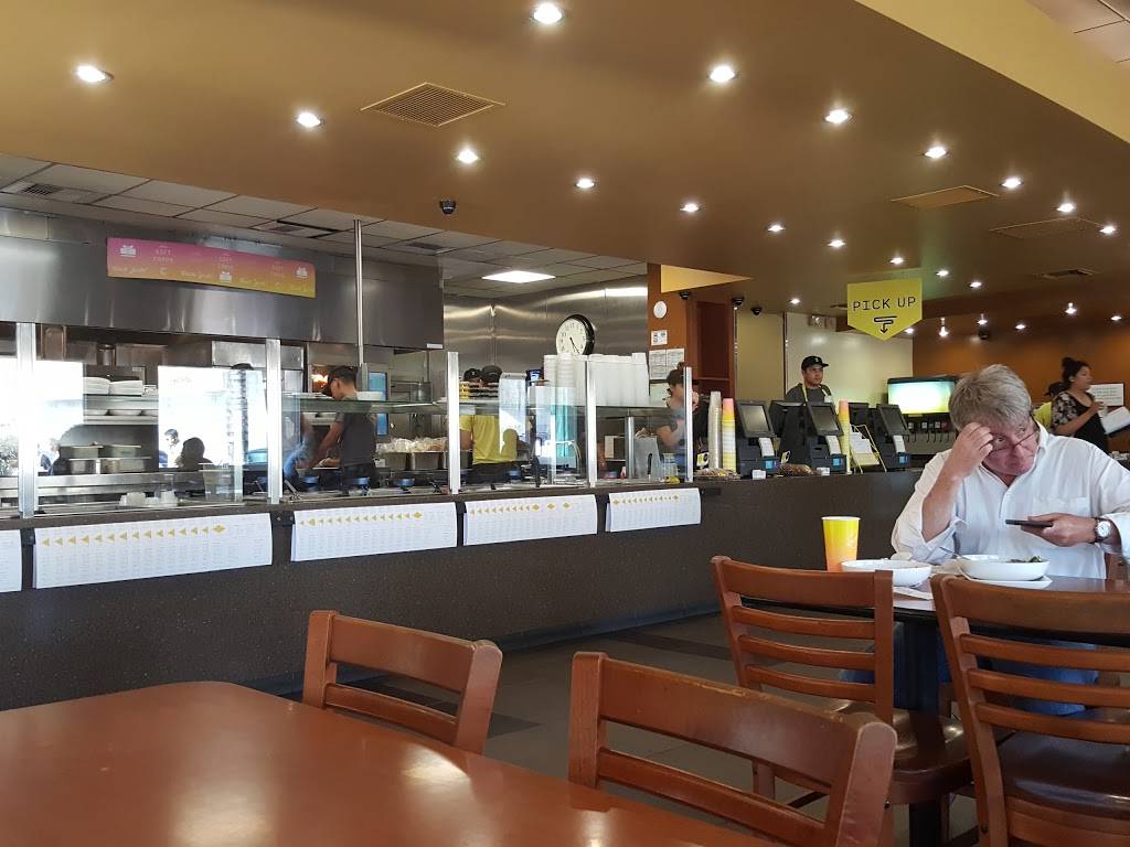 California Chicken Cafe | restaurant | 22333 Ventura Blvd, Woodland Hills, CA 91364, USA | 8187166170 OR +1 818-716-6170