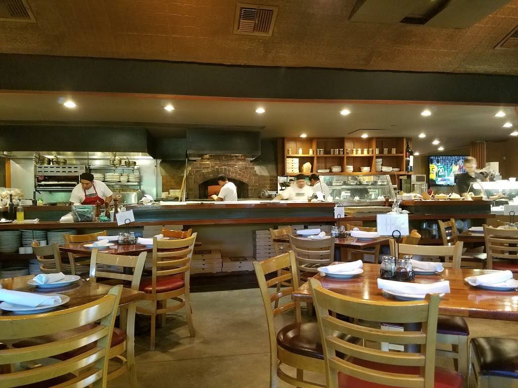 Pizzeria Tra Vigne | restaurant | 1016 Main St, St Helena, CA 94574, USA | 7079679999 OR +1 707-967-9999