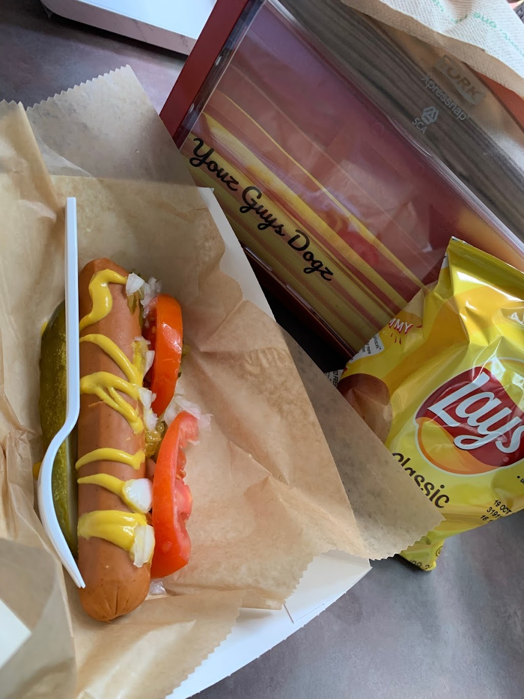 Youz Guys Dogz | restaurant | 312 S Kalamazoo Mall, Kalamazoo, MI 49007, USA | 2693529159 OR +1 269-352-9159