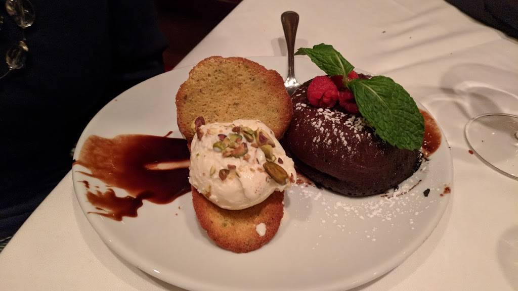 Flemings Prime Steakhouse & Wine Bar | restaurant | 750 N Midvale Blvd, Madison, WI 53705, USA | 6082339550 OR +1 608-233-9550