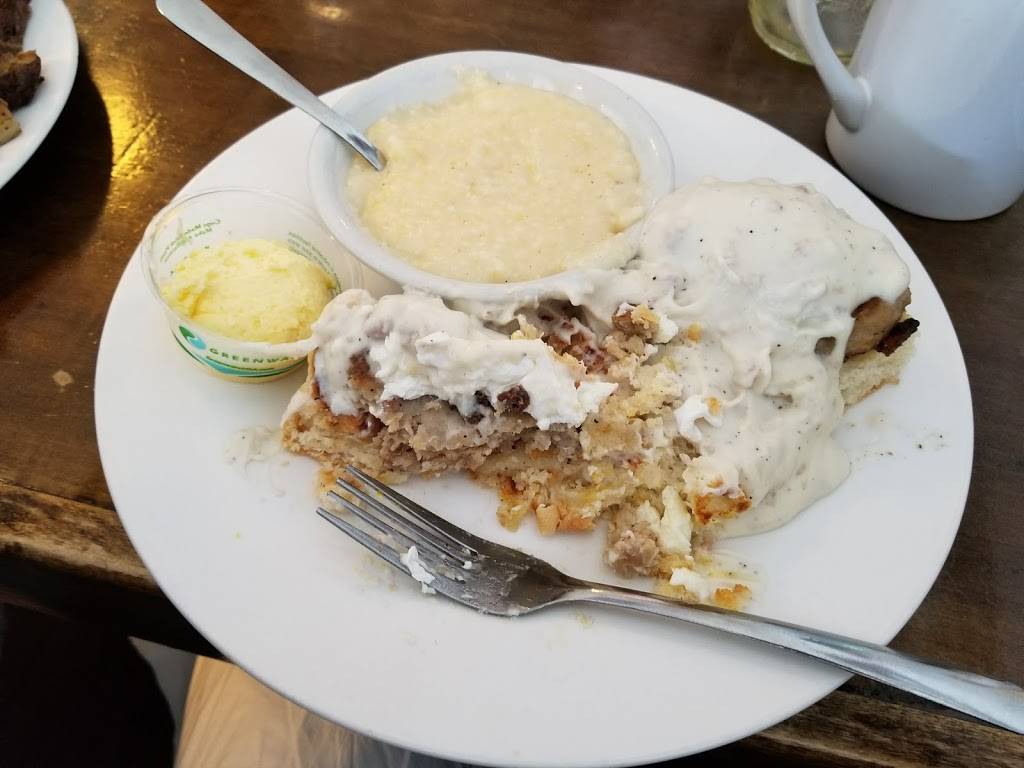 The Magnolia Cafe of Palatka LLC | cafe | 705 St Johns Ave, Palatka, FL 32177, USA | 3865302740 OR +1 386-530-2740