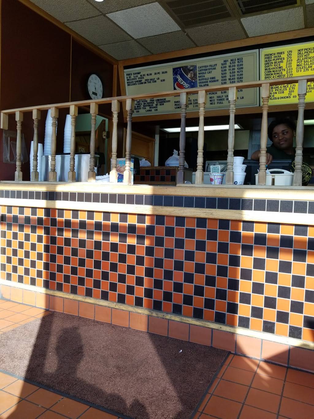 Fish City | restaurant | 11513 Blue Ridge Blvd, Kansas City, MO 64134, USA | 8167615800 OR +1 816-761-5800