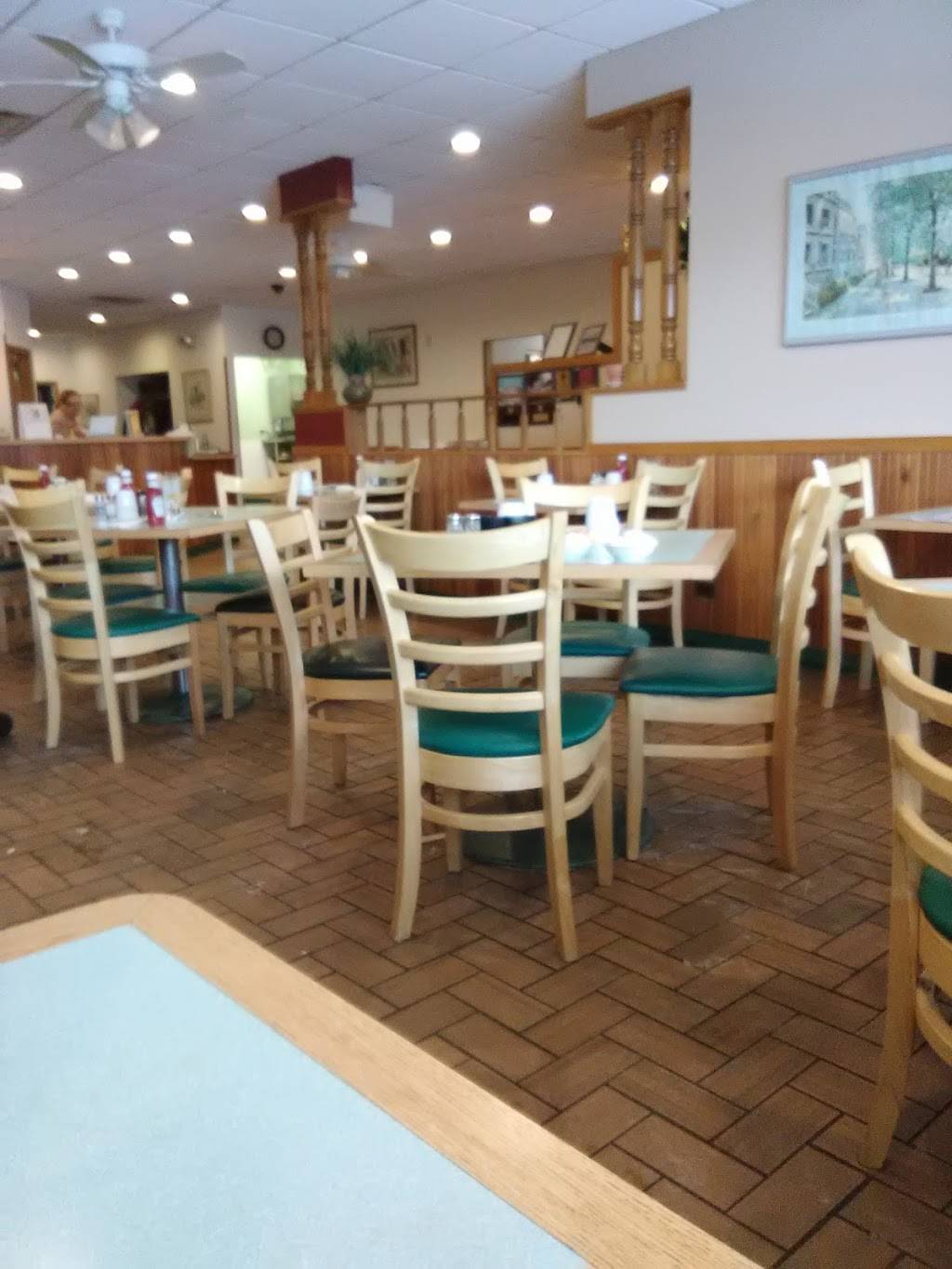 Green Street Cafe | restaurant | 1219 N Green St, McHenry, IL 60050, USA | 8153445200 OR +1 815-344-5200