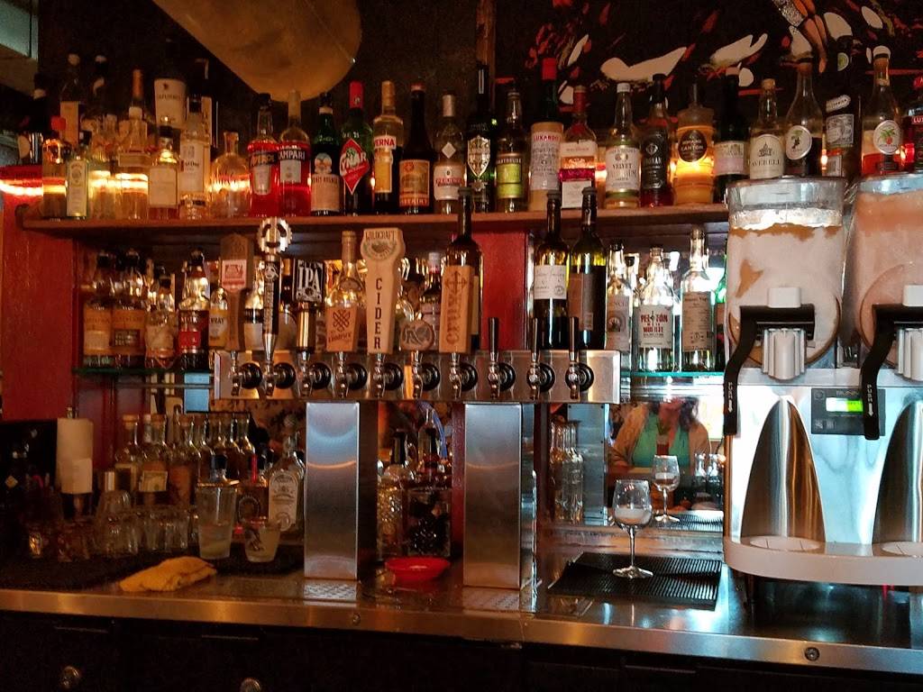 Black Wolf Supper Club | restaurant | 454 Willamette St, Eugene, OR 97401, USA | 5416878226 OR +1 541-687-8226