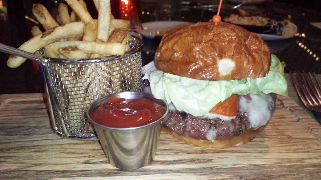 Shades Restaurant | restaurant | Hilton Waterfront Beach Resort, 21100 Pacific Coast Hwy, Huntington Beach, CA 92648, USA | 7148458000 OR +1 714-845-8000