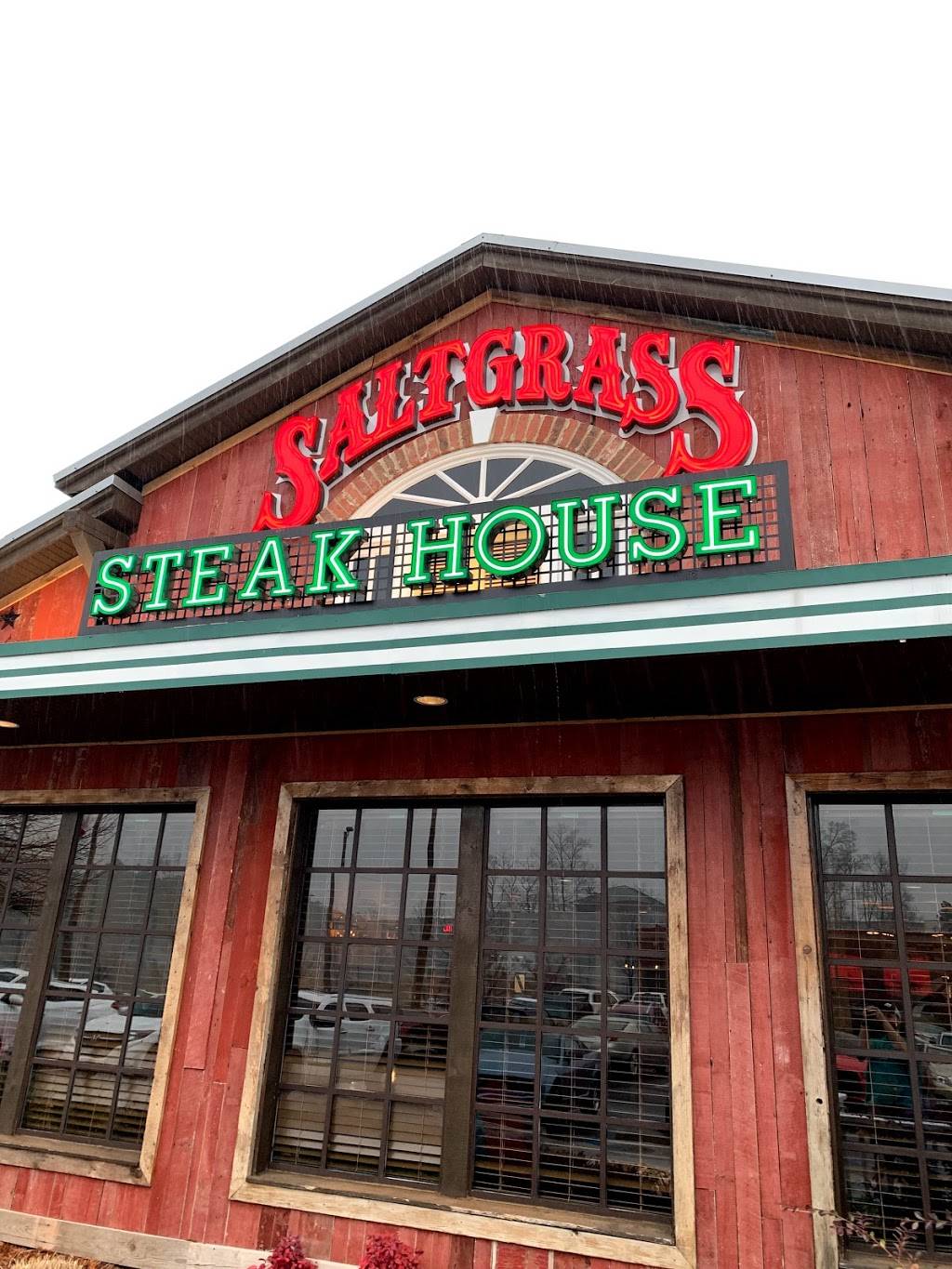 Saltgrass Steak House | restaurant | 2943 John Hawkins Pkwy, Hoover, AL 35244, USA | 2059889145 OR +1 205-988-9145