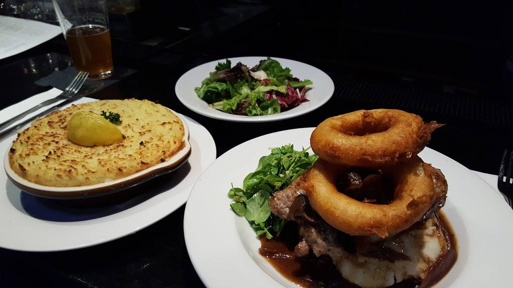 The Bull & Garland | restaurant | 760 Main St, Hobart, NY 13788, USA | 6075383006 OR +1 607-538-3006