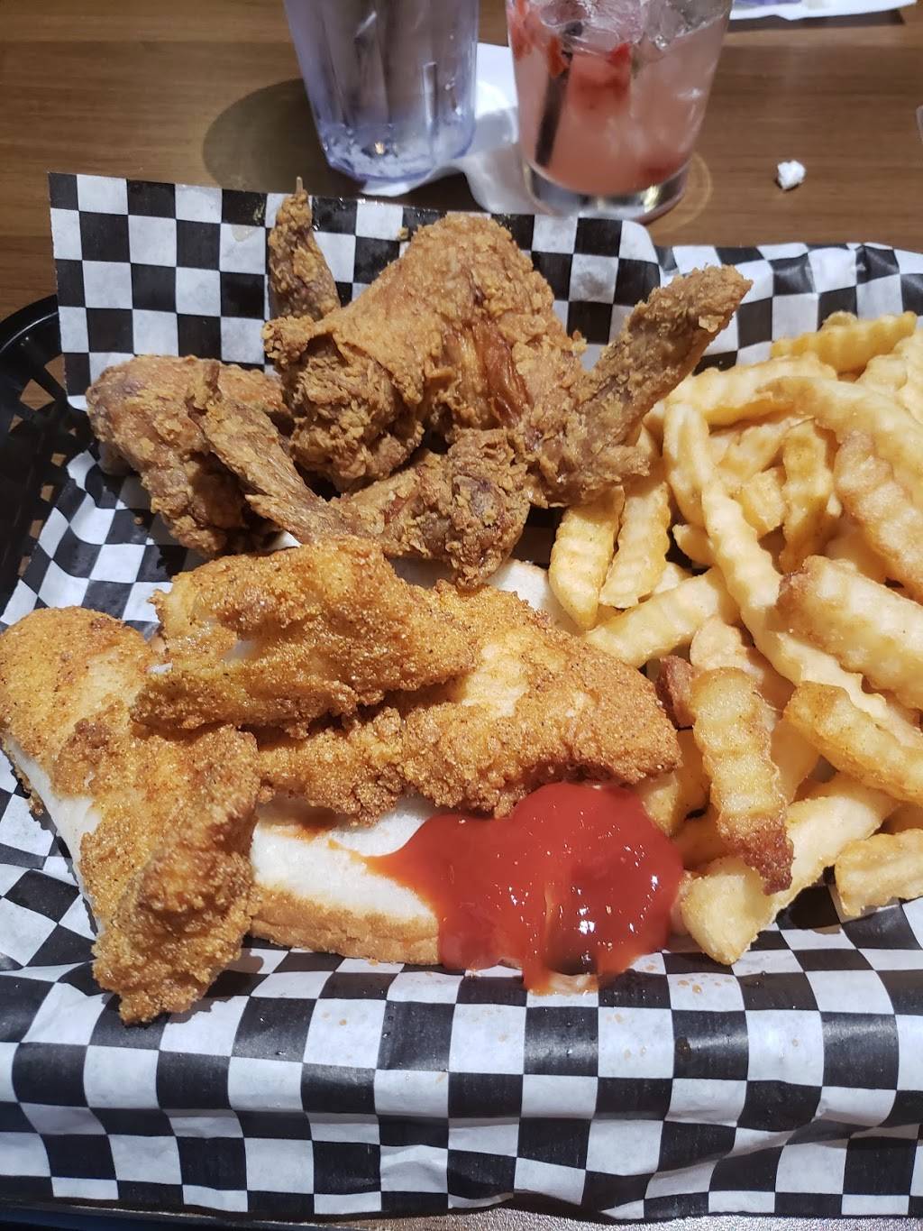 Harolds Chicken & Ice Bar | restaurant | 1477 Roswell Rd, Marietta, GA 30062, USA | 7707267779 OR +1 770-726-7779