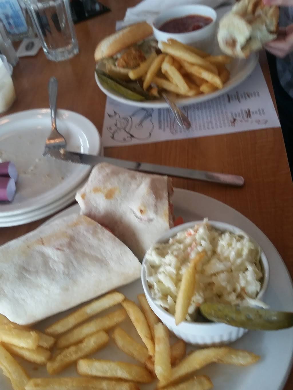 Cosmos Tavern | restaurant | 181 Capel St, Sarnia, ON N7T 6T3, Canada | 5193445225 OR +1 519-344-5225