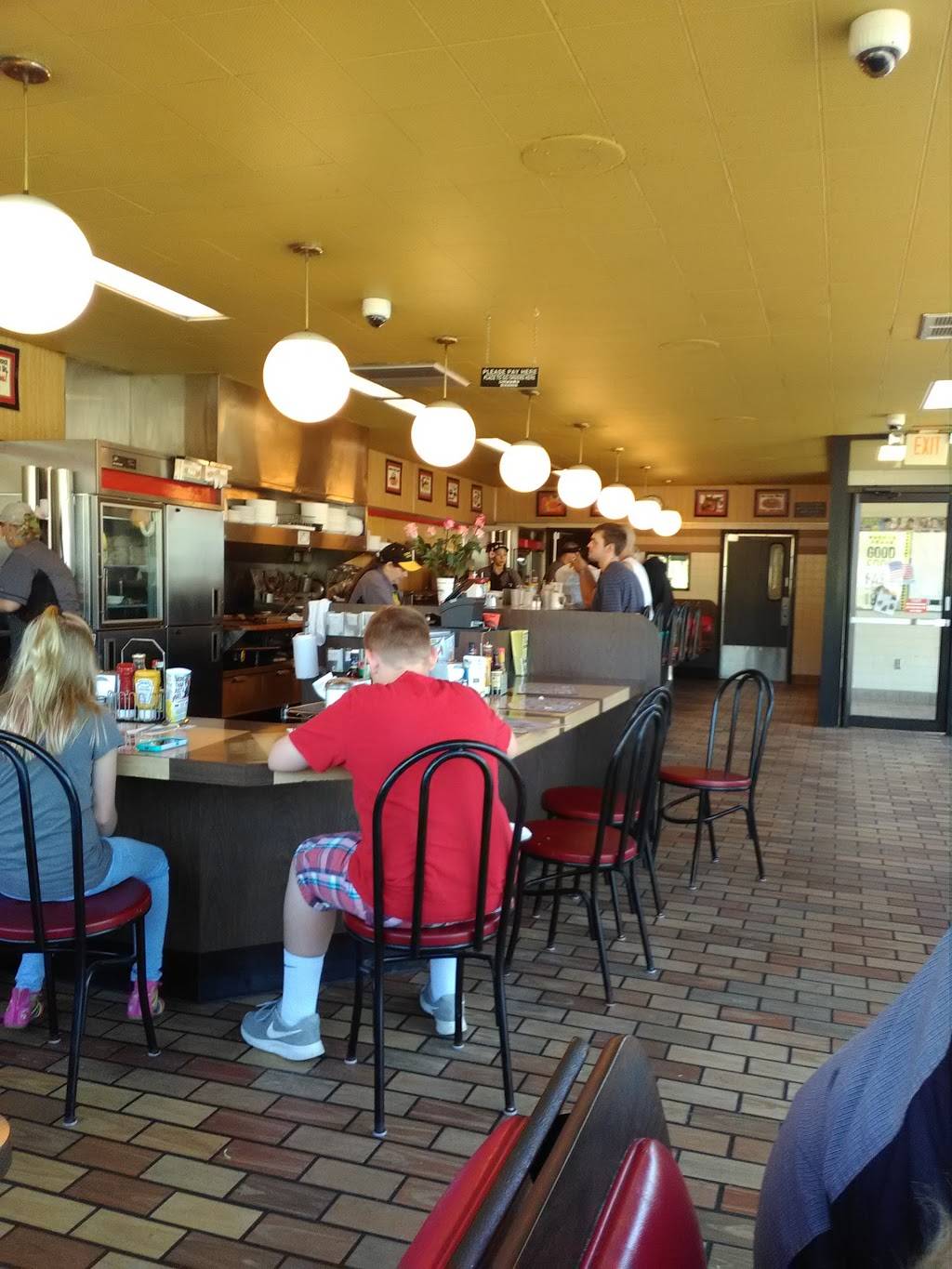 Waffle House | meal takeaway | 949 Louisville Hwy, Goodlettsville, TN 37072, USA | 6158597850 OR +1 615-859-7850