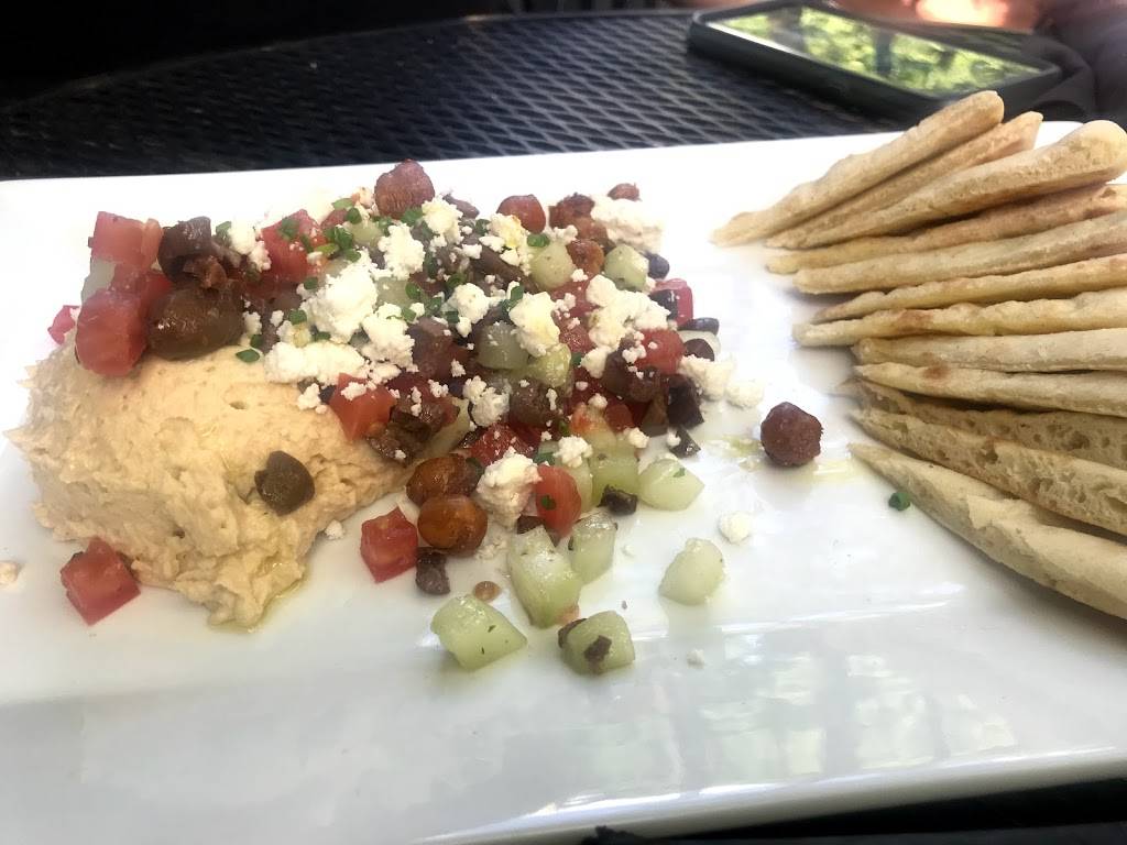 Iron Hill Brewery & Restaurant | restaurant | 3 W Gay St, West Chester, PA 19380, USA | 6107389600 OR +1 610-738-9600