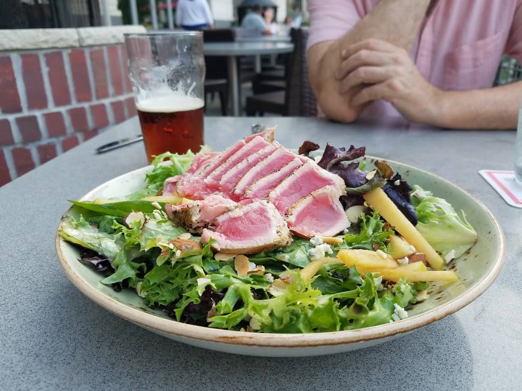 Black Oak Grill | restaurant | 220 S 31st Ave #3107, Omaha, NE 68131, USA | 4023410622 OR +1 402-341-0622