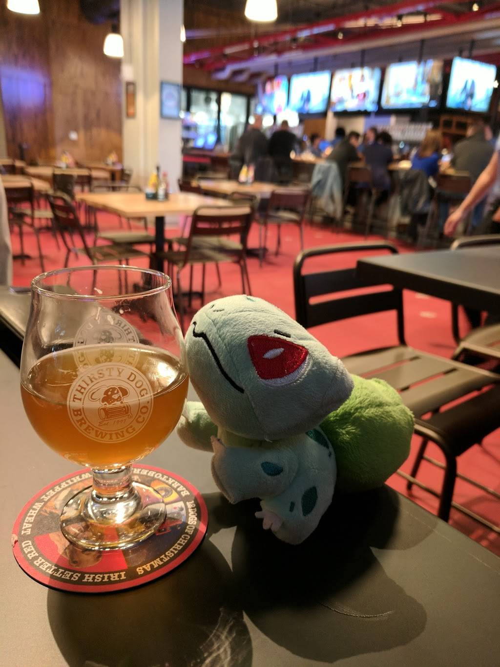 Backyard Bocce | restaurant | 1059 Old River Rd, Cleveland, OH 44113, USA | 2165231504 OR +1 216-523-1504