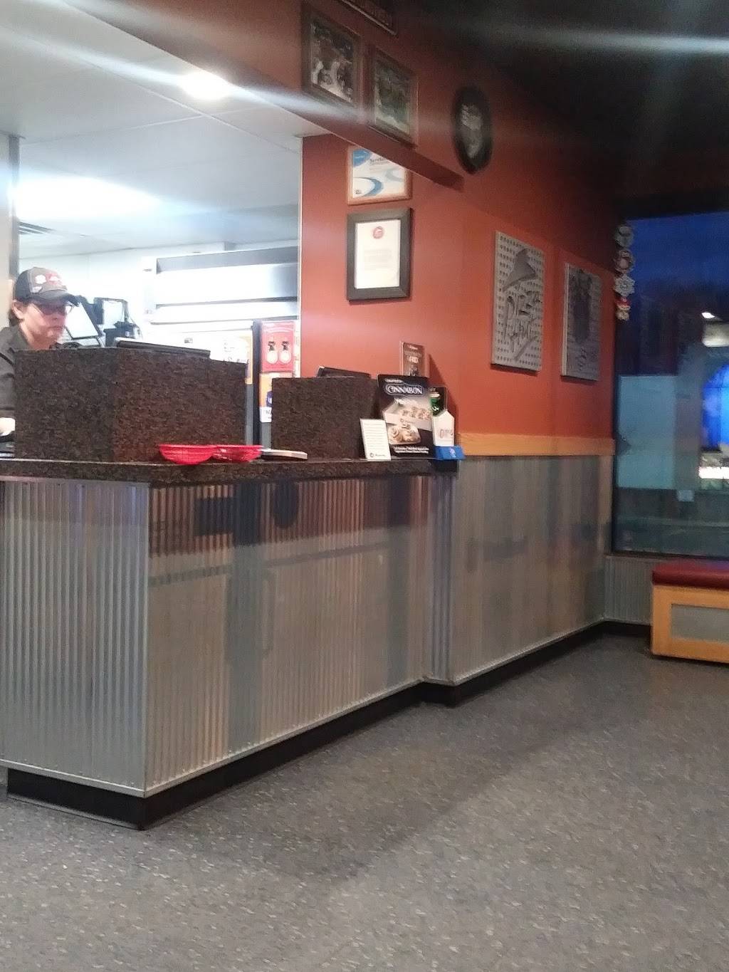 Pizza Hut | restaurant | 2042 W Centre Ave, Portage, MI 49024, USA | 2693296969 OR +1 269-329-6969